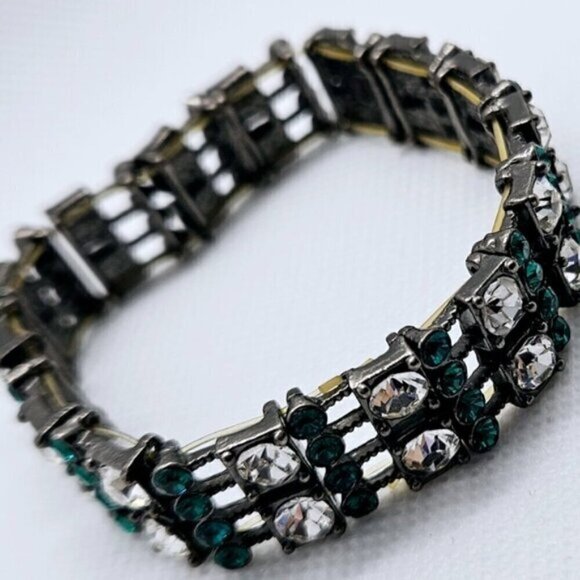 Double Row Open-Back Emerald Rhinestone Stretch Bracelet - Picture 1 of 4